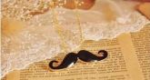 Colar de Bigode Preto e Dourado